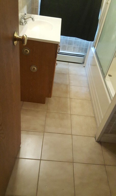 127 Franklin St unit 2, Stoneham, MA 02180 - photo 3