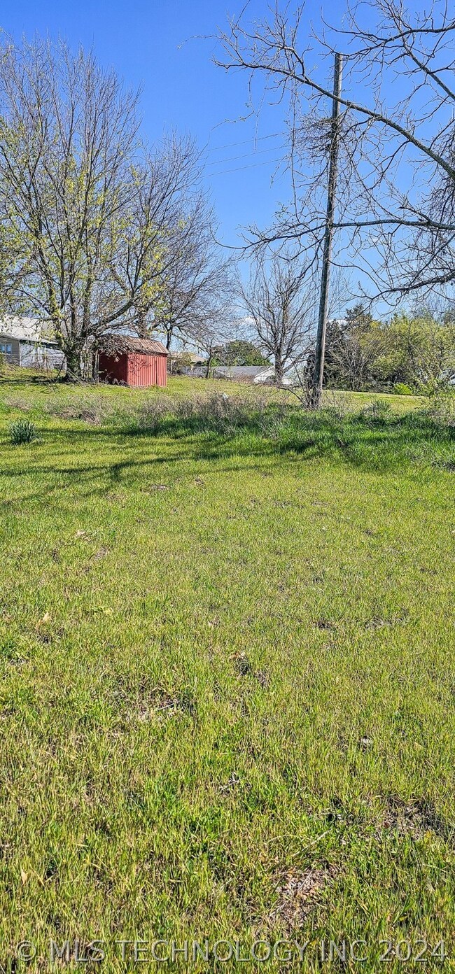 4 I St, Eufaula, OK 74432 - photo 6