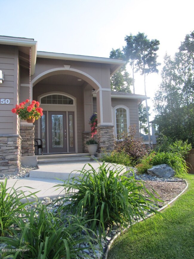 Elegant and Inviting!