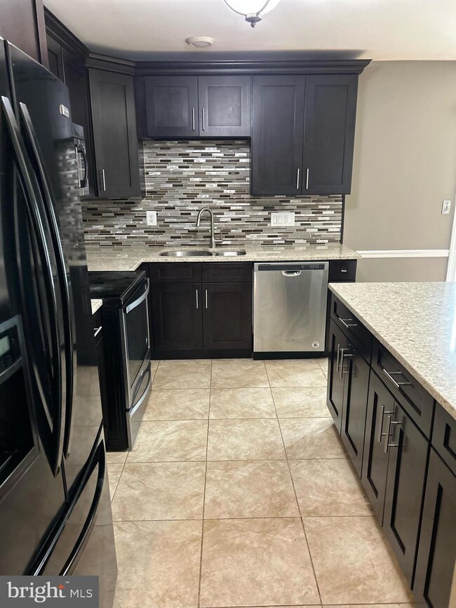 8905 91st Place, Lanham, MD 20706 - photo 6