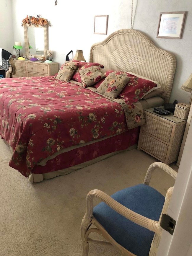 RP 306 Bedroom