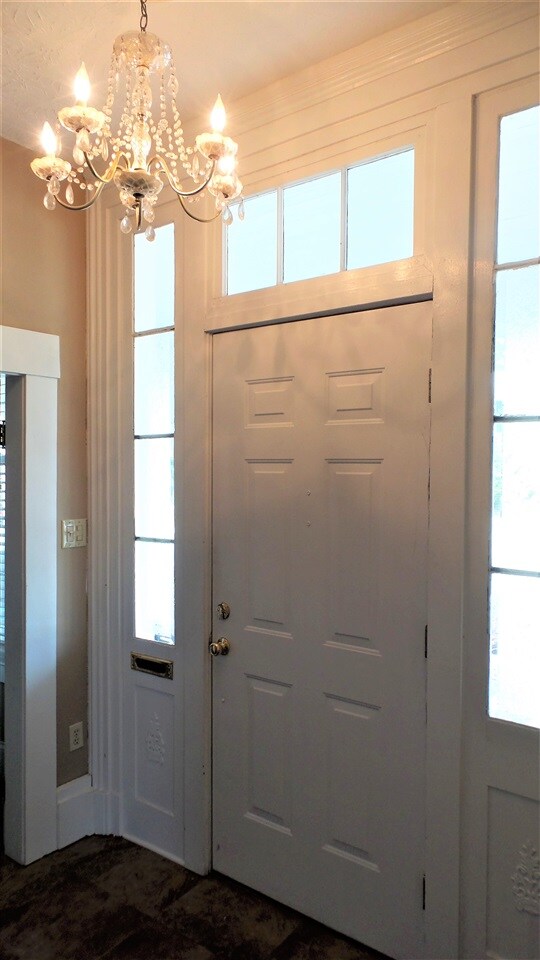 619 E Main St, Washington, IN 47501 - photo 2