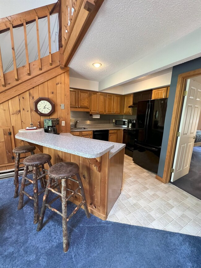 20 Marcalus unit 4, Lincoln, NH 03251 - photo 4