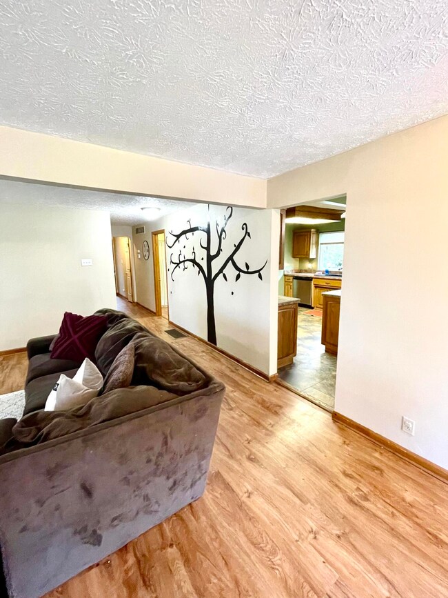 51318018-65DB-4166-AB19-53E784506EB3