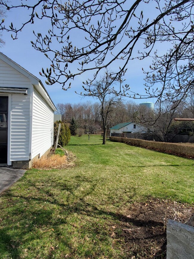 38 High St, Lisbon, ME 04252 - photo 4