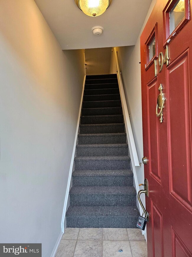 194 Wyndham Place, Trenton, NJ 08691 - photo 3