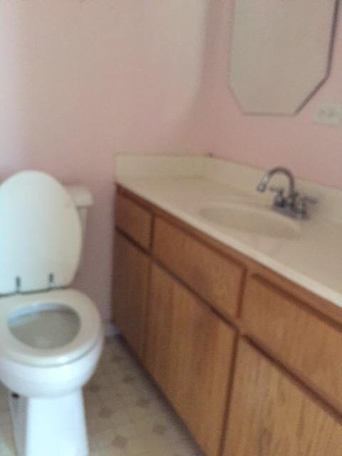 Master 1/2 bath