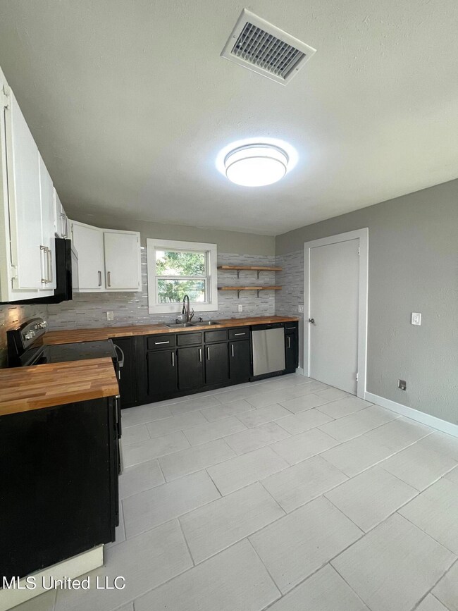 1510 Sixth Ave, Picayune, MS 39466 - photo 5