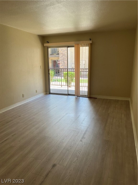 5286 River Glen Dr unit 435, Las Vegas, NV 89103 - photo 5