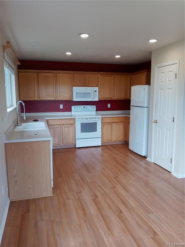 5316 S Picadilly Ct, Aurora, CO 80015 - photo 5