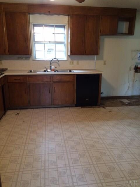 7497 Belgium Rd, Pensacola, FL 32526 - photo 5