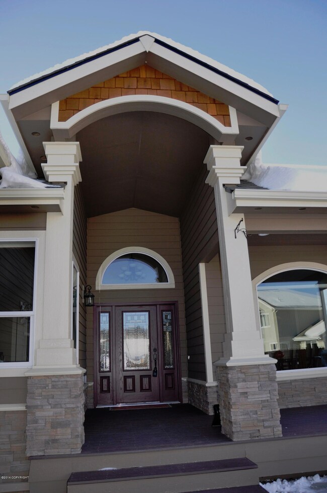 Vaulted entry bring the light in