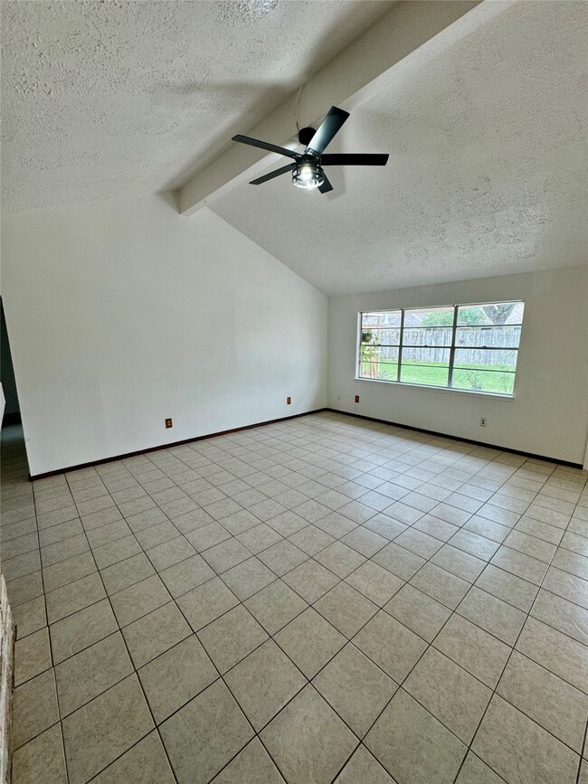 16514 Pebbleglen Dr, Houston, TX 77095 - photo 3