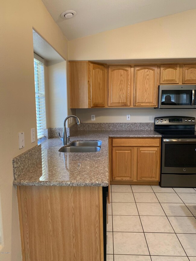 2391 E Elgin St, Chandler, AZ 85225 - photo 2