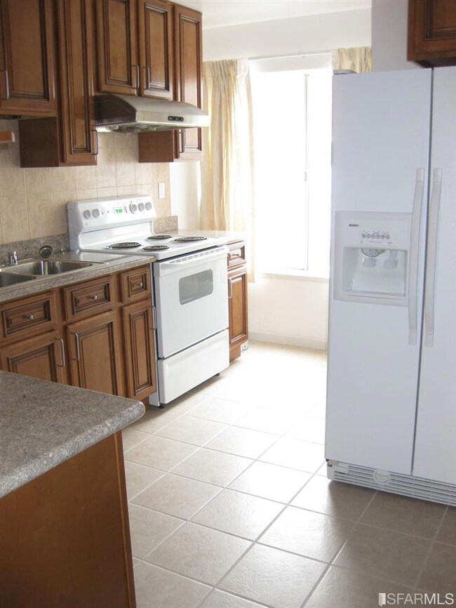 Kitchen in 2bd unit before it was rented