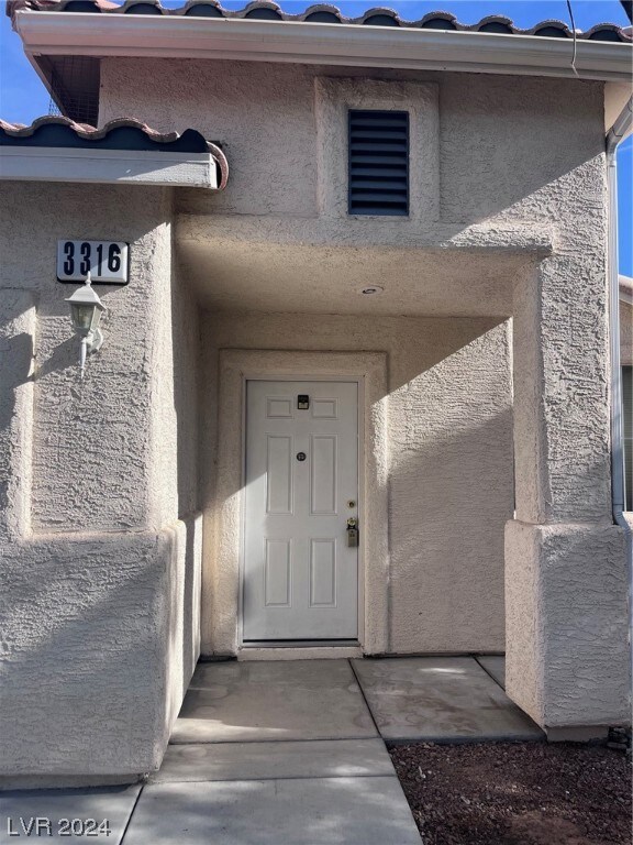 3316 Mountain Bluebird St, Las Vegas, NV 89117 - photo 2