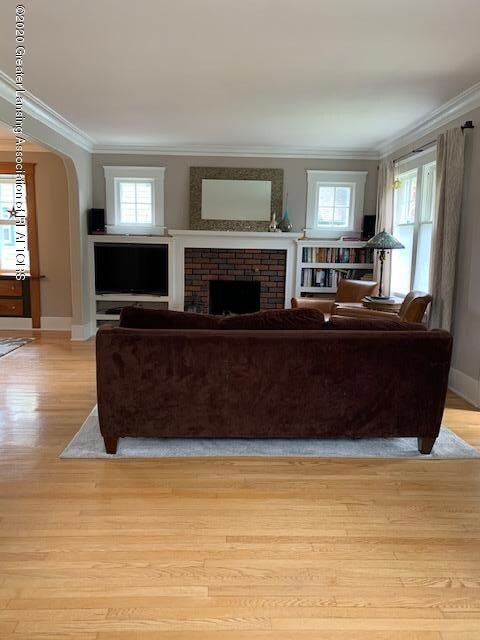 1536 N Genesee Dr, Lansing, MI 48915 - photo 2