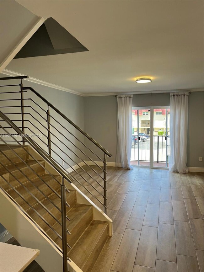 Villas of Pinecrest unit 1028, Miami, FL 33143 - photo 5