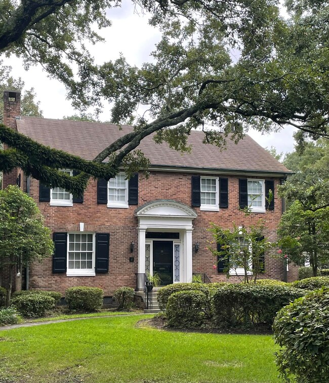 2 Beverly Road