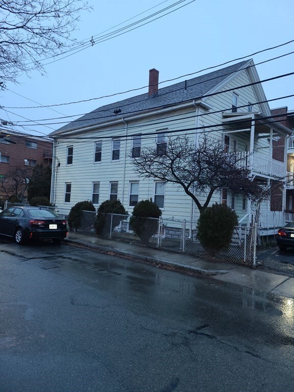 27 Waverly St, Brighton, MA 02135 - photo 3