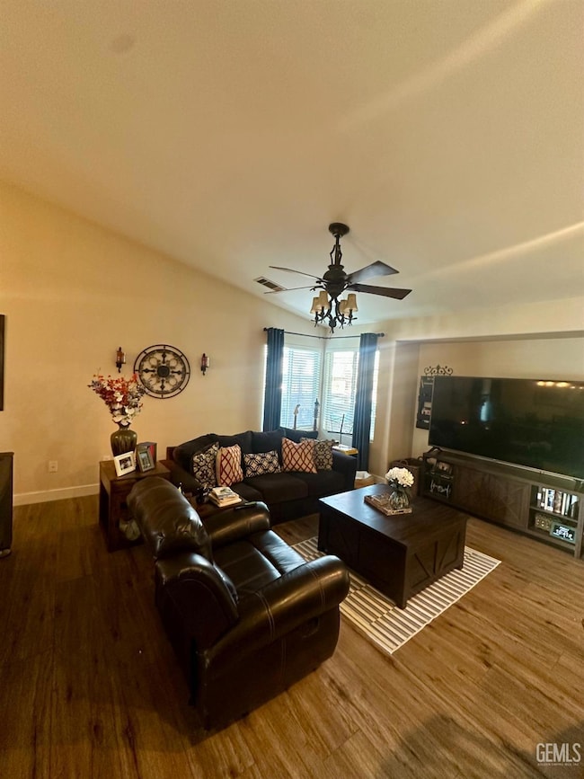 13212 Jackson Lake Dr unit 3, Bakersfield, CA 93314 - photo 5