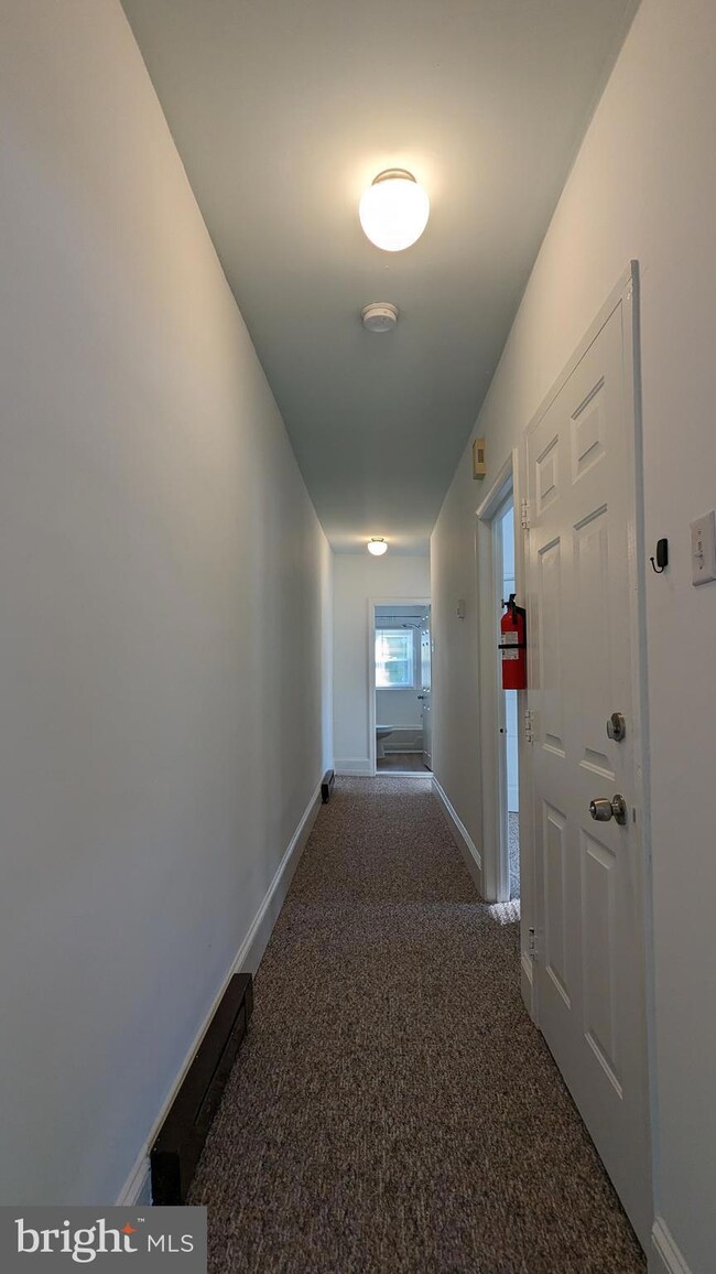 5206 Morris St unit 3, Philadelphia, PA 19144 - photo 5