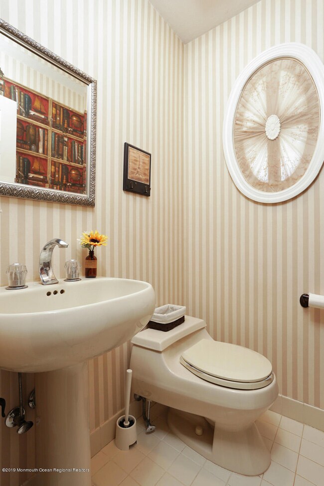 112 Northampton Dr unit N112, Holmdel, NJ 07733 - photo 6