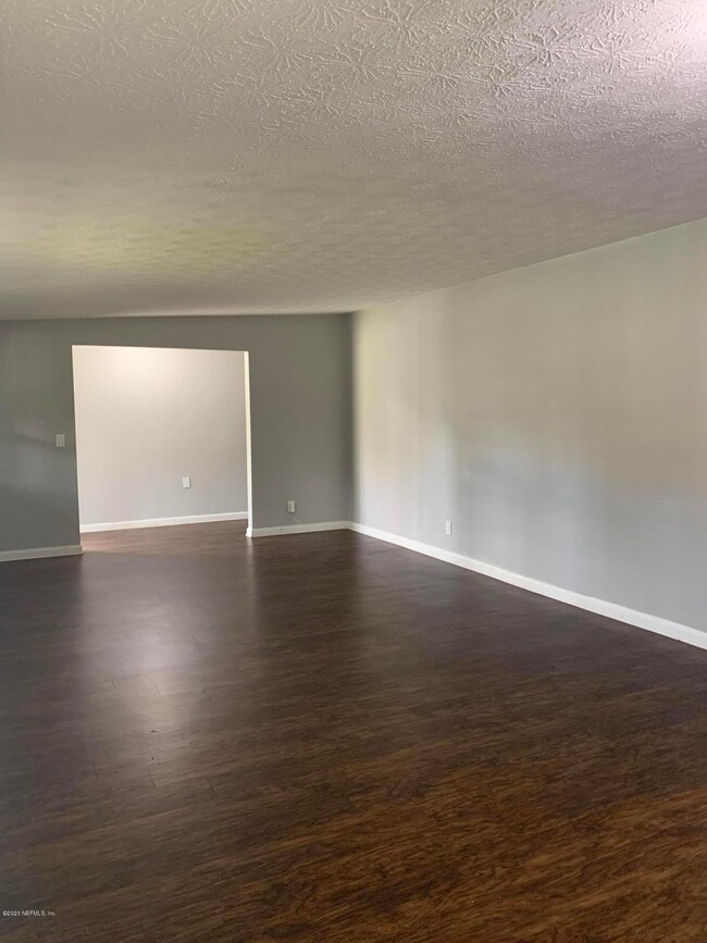 7144 Hanson Dr N, Jacksonville, FL 32210 - photo 7