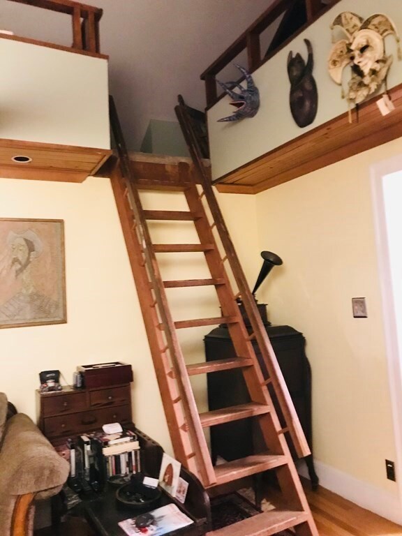 137 Warwick Rd unit 1, West Newton, MA 02465 - photo 3