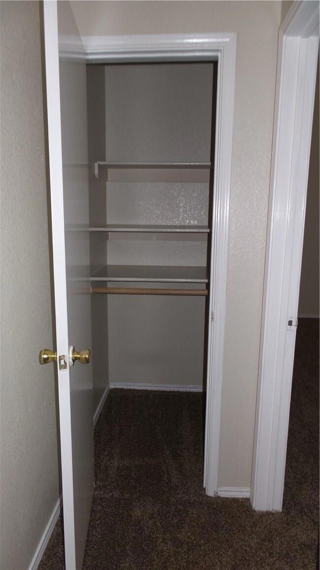 228 Rentz Place Cir unit 226, Weatherford, TX 76086 - photo 4