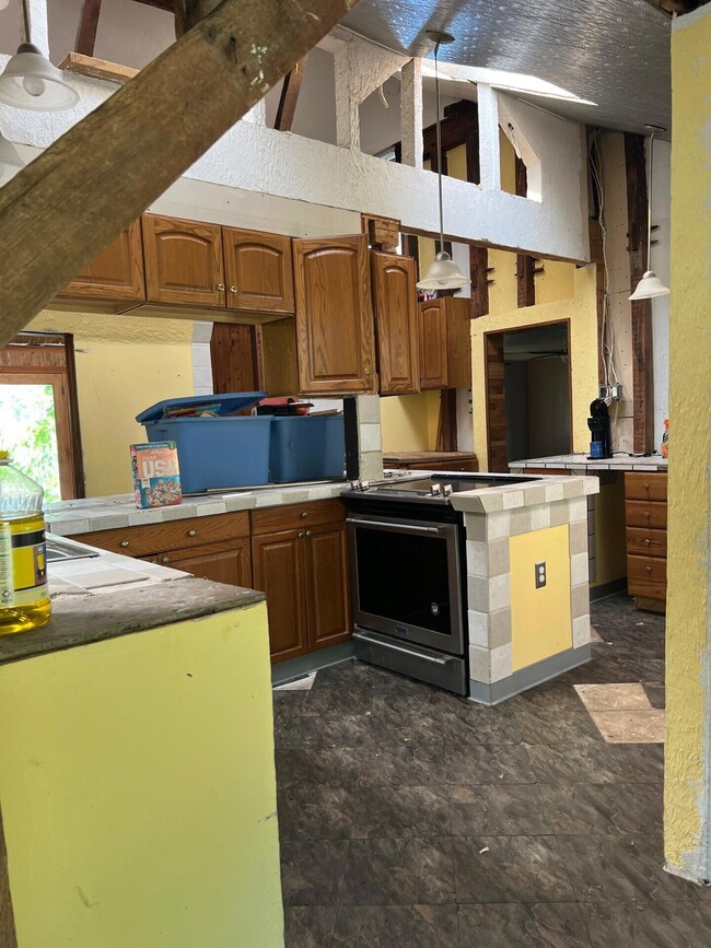 9325 N 850 E, New Carlisle, IN 46552 - photo 5