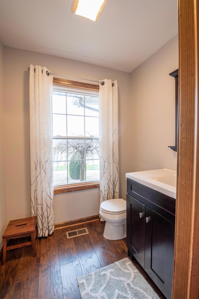 5233 N Hamburg Rd, Oldenburg, IN 47036 - photo 6