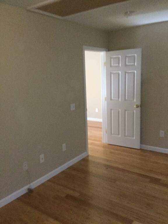 186 Hood St unit 1, Fall River, MA 02720 - photo 6