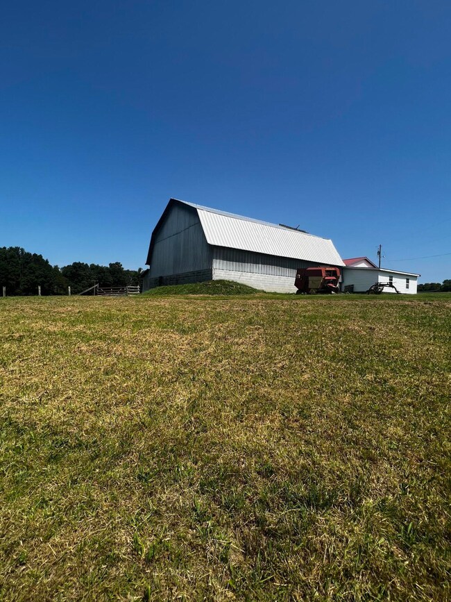 86 Cecil Underwood Ln unit 86, Canvas, WV 26662 - photo 3