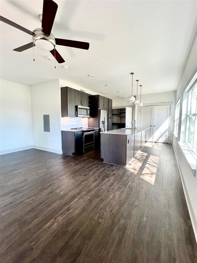 5607 Belmont Ave unit 5210, Dallas, TX 75206 - photo 5