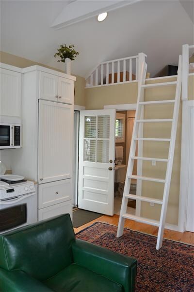 10 Washington Ave unit 4, Provincetown, MA 02657 - photo 6