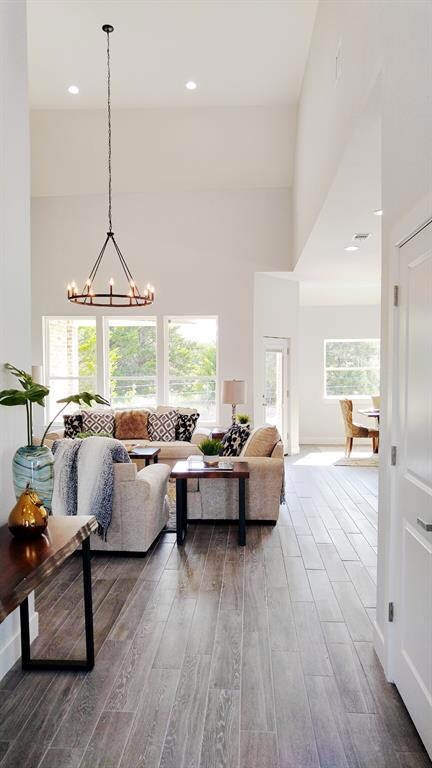 2901 Sunnyside Dr, Ennis, TX 75119 - photo 3