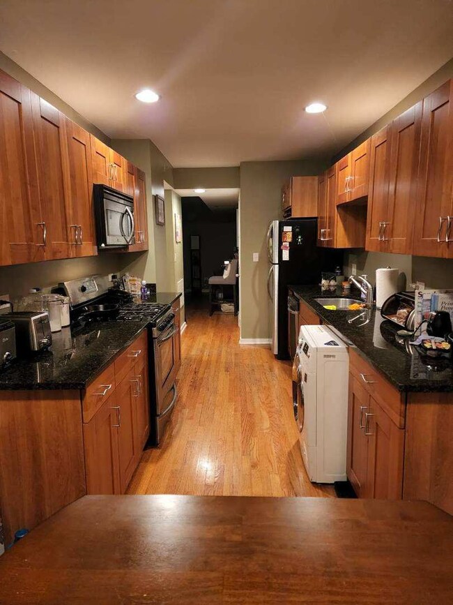 1314 Main St unit 3C, Evanston, IL 60202 - photo 4