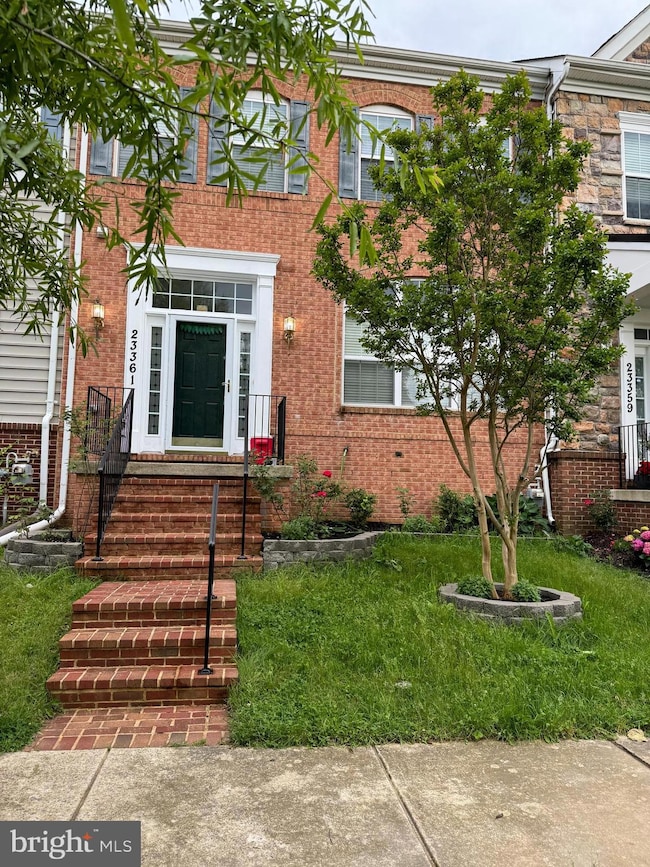 23361 Arora Hills Dr, Clarksburg, MD 20871 - photo 2