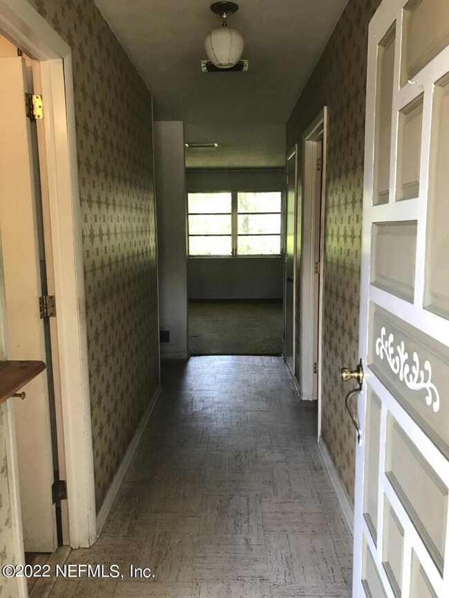 1653 Londonderry Ct, Jacksonville, FL 32210 - photo 7