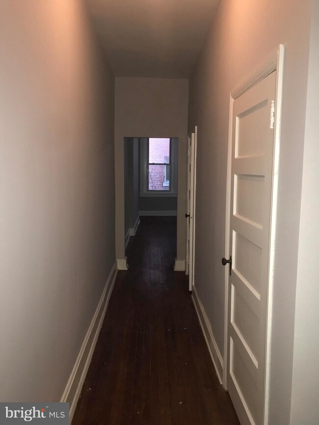 1005 N Charles St unit 2D, Baltimore, MD 21201 - photo 2