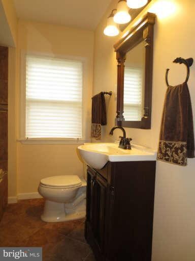 1230 Winston Ave, Baltimore, MD 21239 - photo 6