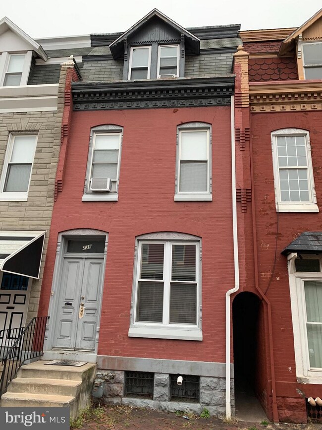 836 N 11th St, Reading, PA 19604 - photo 2