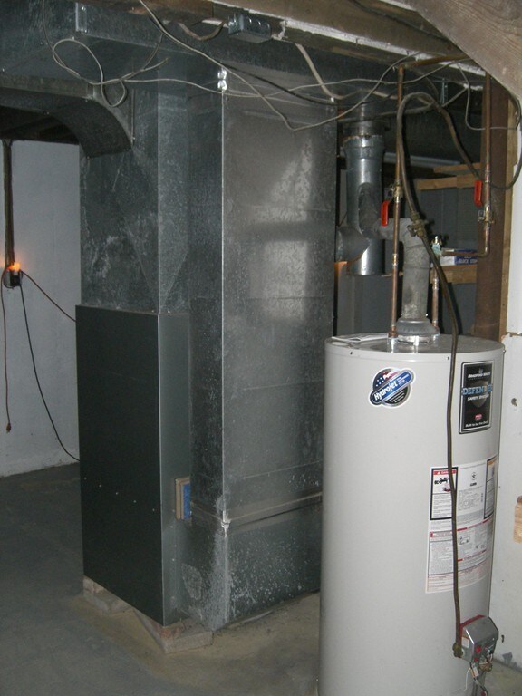 11 Hoover St, Plymouth, MA 02360 - photo 4