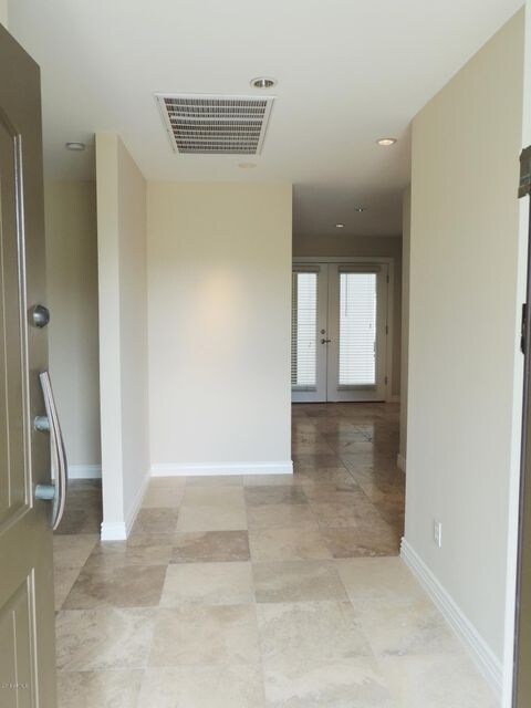 7610 E Minnezona Ave, Scottsdale, AZ 85251 - photo 3