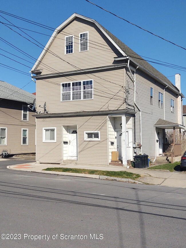 58 W Broad St, Nanticoke, PA 18634 - photo 3