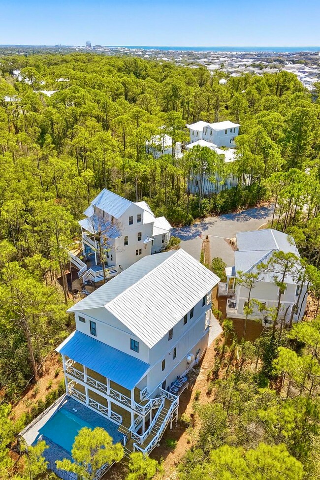 7982CF96-00DF-4ED7-A9DF-97C8B3F19768