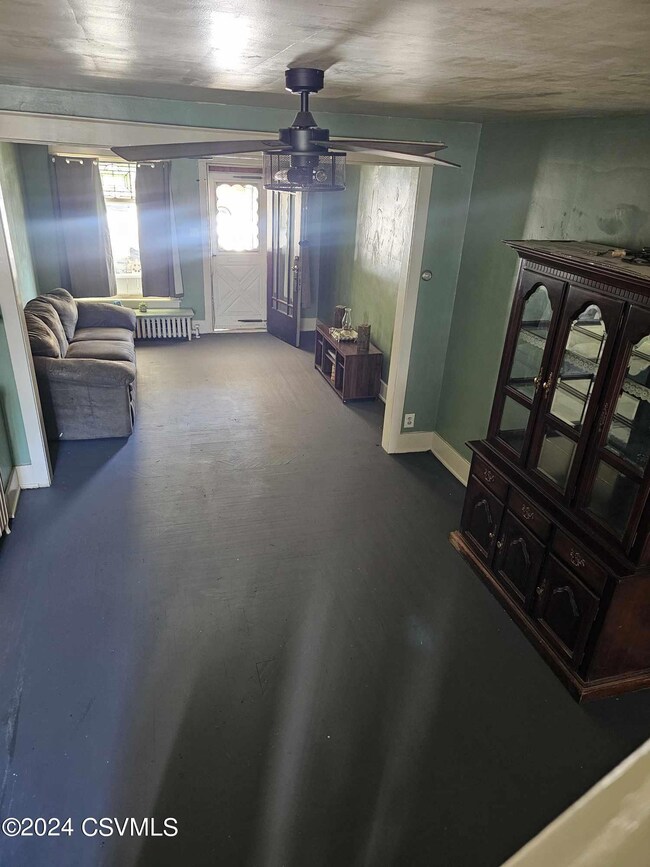 1242 W Walnut St, Coal Township, PA 17866 - photo 7