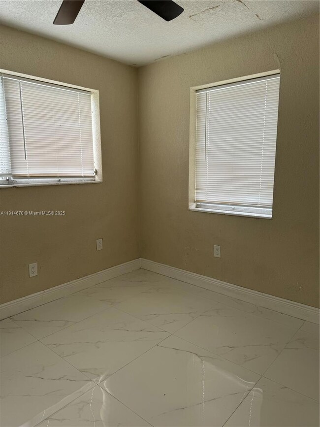 6235 Dawson St unit 2, Hollywood, FL 33023 - photo 6