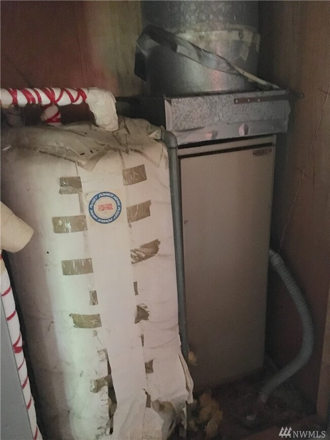 2226 Olson Rd, Point Roberts, WA 98281 - photo 2